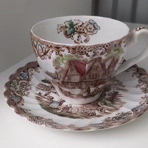 Johnson Brothers Heritage Hall - Cup & Saucer - Like New
